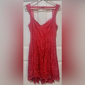 Size L Emmalee Coral Lace Dress